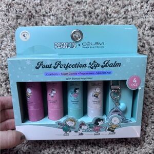 Peanuts Snoopy Holiday Christmas Lip Balm Set With Keychain